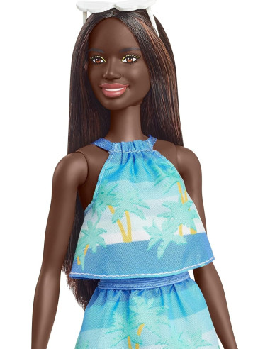 Barbie Aime Les Océans poupée Brune avec Tenue et Accessoires fabriqués à partir de Plastique recyclé, Jouet pour Enfant, GRB37